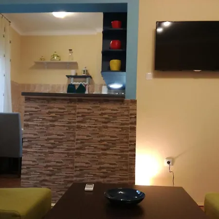 By The Park Free Parking Lägenhet