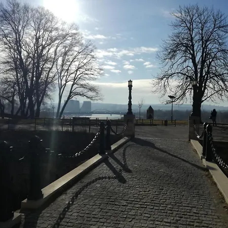By The Park Free Parking Belgrad