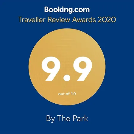 By The Park Free Parking Apartment *